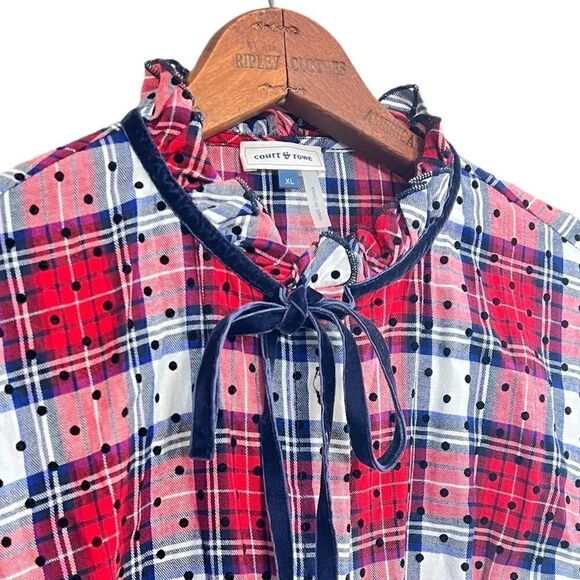 Court & Rowe Button Down Polka Dot Tied Collar Shirt - Picture 3 of 7